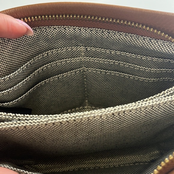 VINCE CAMUTO Cami Crossbody - Picture 6 of 16